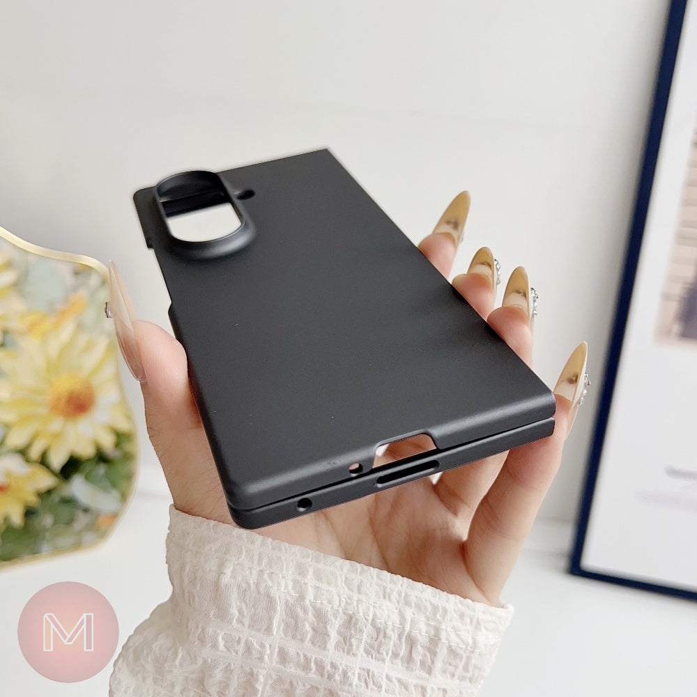 Samsung Z Fold 7 Hard Liquid Silicone Case