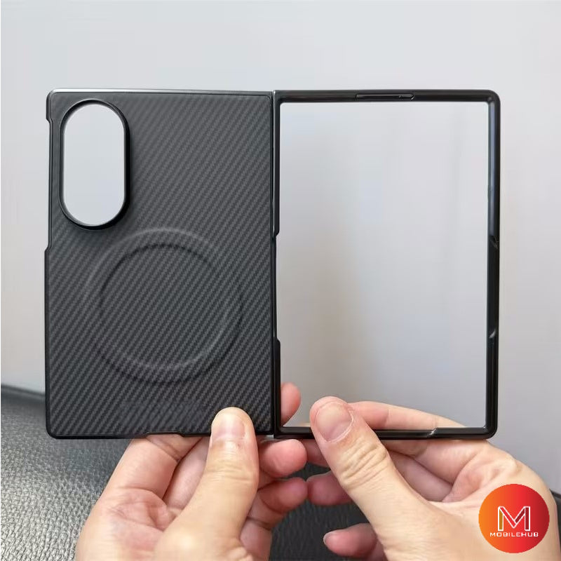Samsung Z Fold 8 Carbon Fiber Magnetic Shockproof Case (Black)